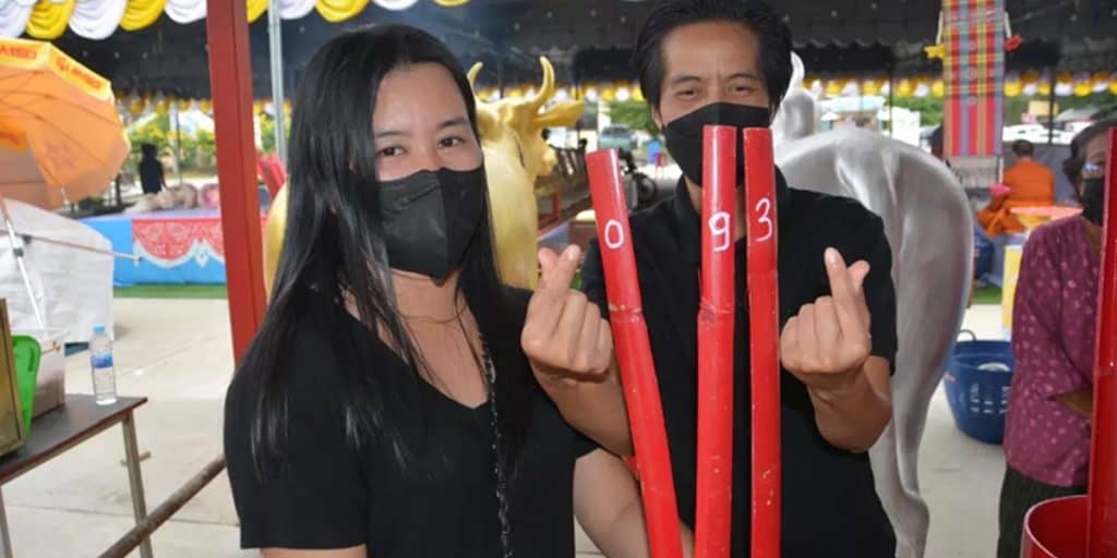 เลขเด็ดอ่างน้ำมนต์พ่อขุนช้าง